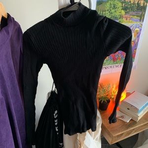 Brandy Melville turtleneck